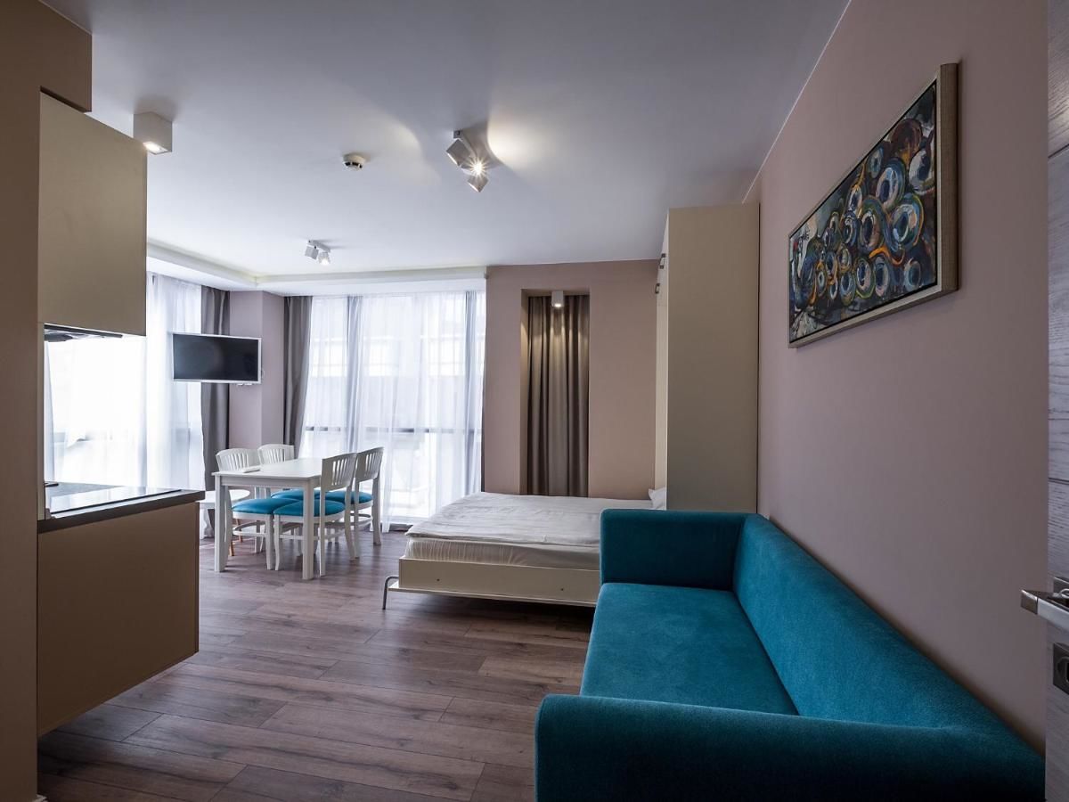 Отель Caro Apartments & Rooms Варна